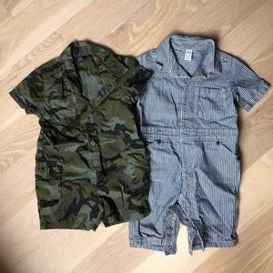 GAP Baby 6-9m body suits short sleeve camo denim